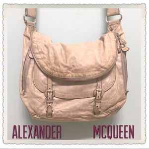 🎃🖤 SALE 🧡🦇 Alexander McQueen Messenger Bag